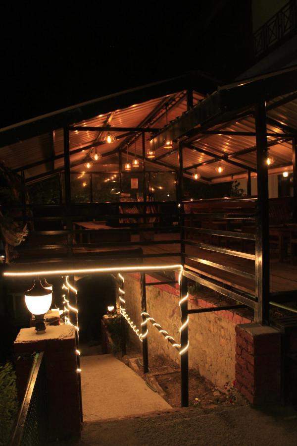 Hostel Sleepy Panda Manāli Zewnętrze zdjęcie
