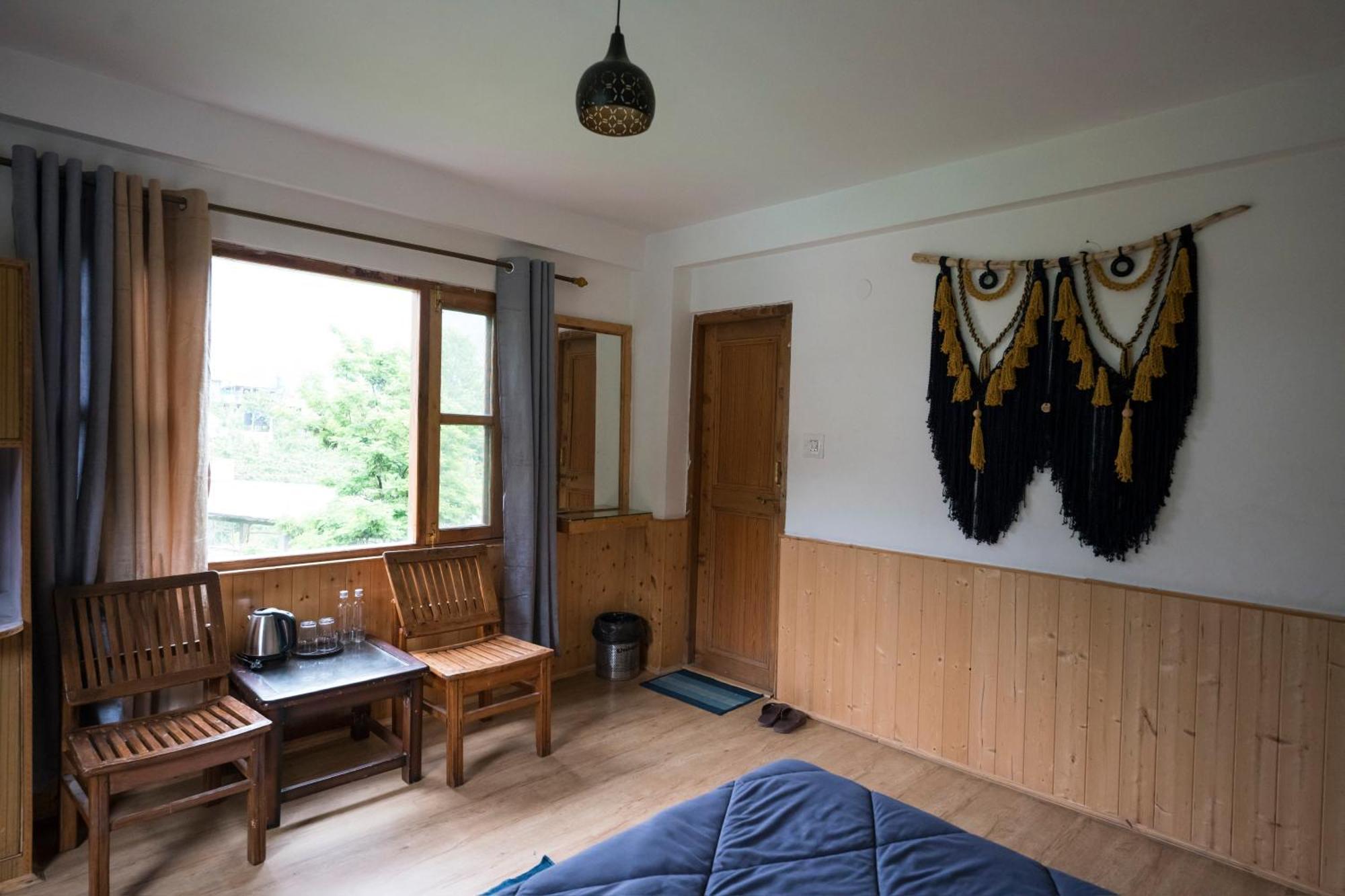 Hostel Sleepy Panda Manāli Zewnętrze zdjęcie