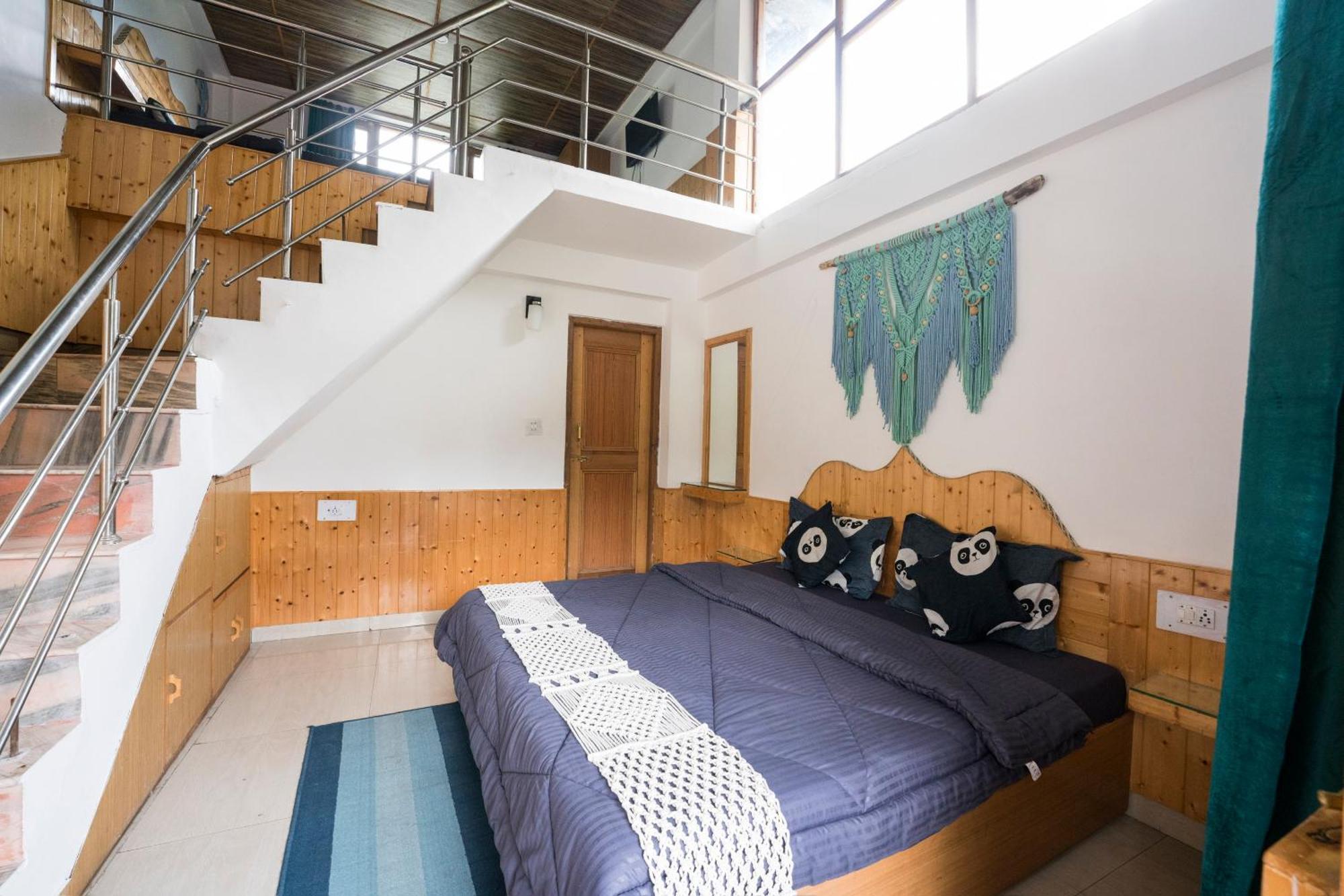 Hostel Sleepy Panda Manāli Zewnętrze zdjęcie